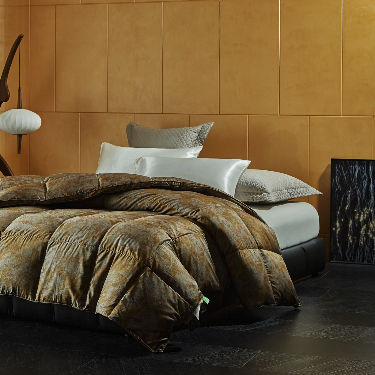 91家纺网 家纺一手货源 找家纺 暖羽屋羽绒馆 2025新款绒子含量95鹅绒被子羽绒被芯水墨国风鹅绒被婚庆双人冬被 枫林晚