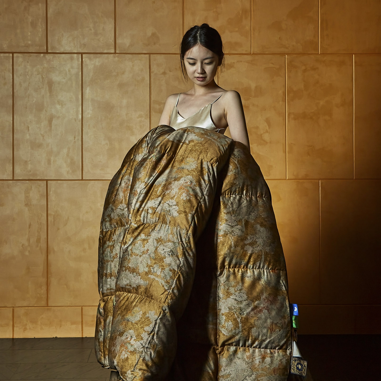 91家纺网 家纺一手货源 找家纺 暖羽屋羽绒馆 2025新款绒子含量95鹅绒被子羽绒被芯水墨国风鹅绒被婚庆双人冬被 枫林晚