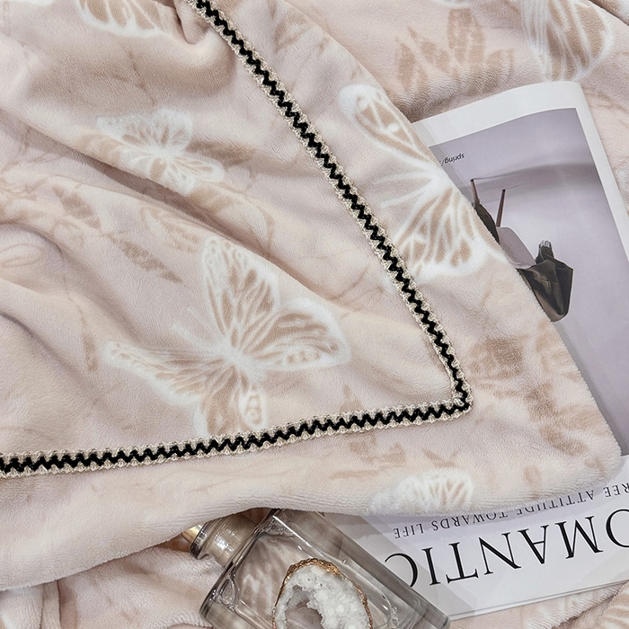 91家纺网 家纺一手货源 找家纺 （总）好阁家纺 2025新款轻奢织带雕花牛奶绒四件套