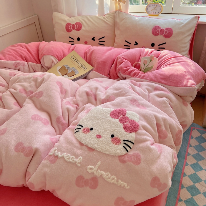 91家纺网 家纺一手货源 找家纺 桃喜 2025新款牛奶绒猫咪毛巾绣系列四件套-系列一 超甜小猫