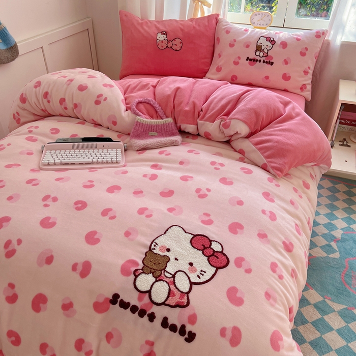 91家纺网 家纺一手货源 找家纺 桃喜 2025新款牛奶绒猫咪毛巾绣系列四件套-系列一 豹纹猫咪粉