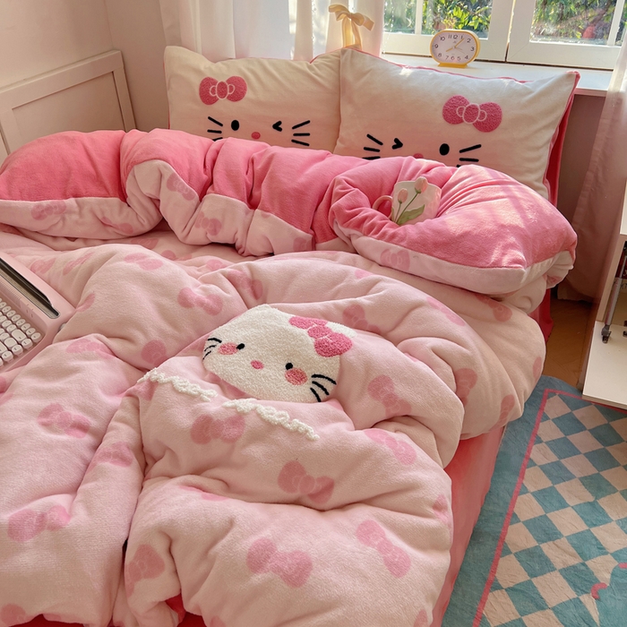 91家纺网 家纺一手货源 找家纺 桃喜 2025新款牛奶绒猫咪毛巾绣系列四件套-系列一 超甜小猫