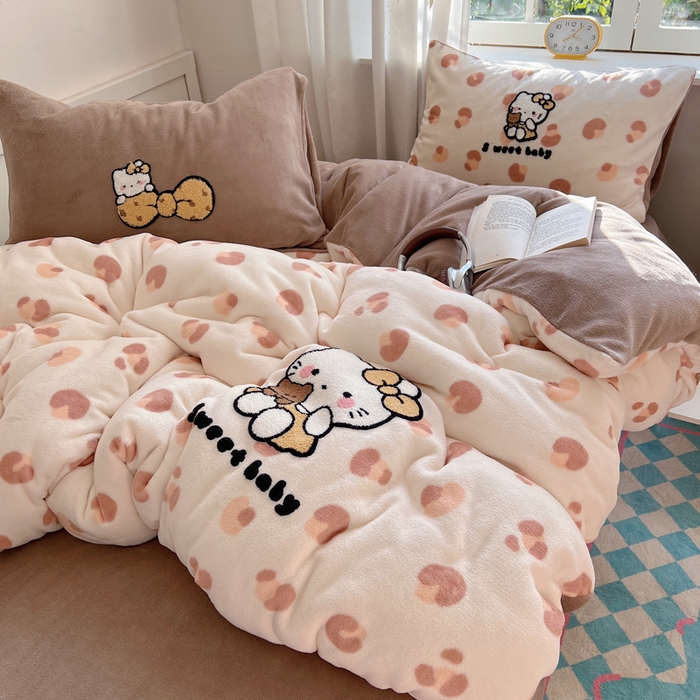 91家纺网 家纺一手货源 找家纺 桃喜 2025新款牛奶绒猫咪毛巾绣系列四件套-系列一 豹纹猫咪咖