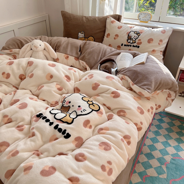 91家纺网 家纺一手货源 找家纺 桃喜 2025新款牛奶绒猫咪毛巾绣系列四件套-系列一 豹纹猫咪咖