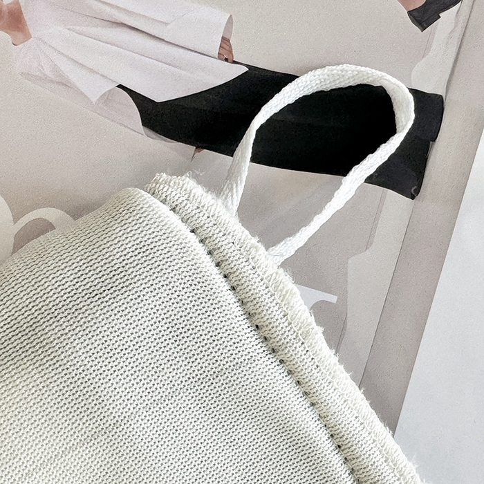 91家纺网 家纺一手货源 找家纺 好阁家纺 2025新款极简小香风雕花牛奶绒黑边四件套-风格二 山茶花