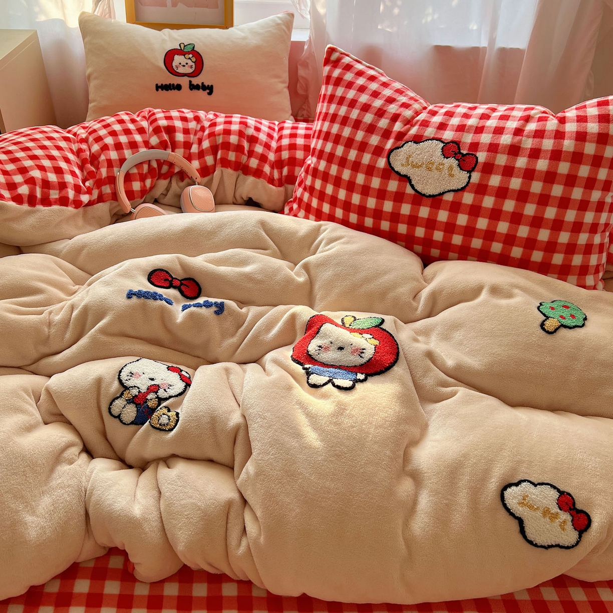 91家纺网 家纺一手货源 找家纺 （总）桃喜 2025新款牛奶绒猫咪毛巾绣系列四件套-系列二