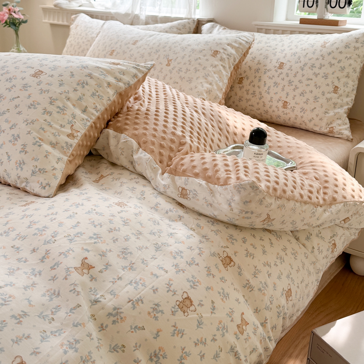 91家纺网 家纺一手货源 找家纺 雯雨家纺 2025新款ab版全棉豆豆绒婴儿绒牛奶绒单被套被罩单件 花町香香