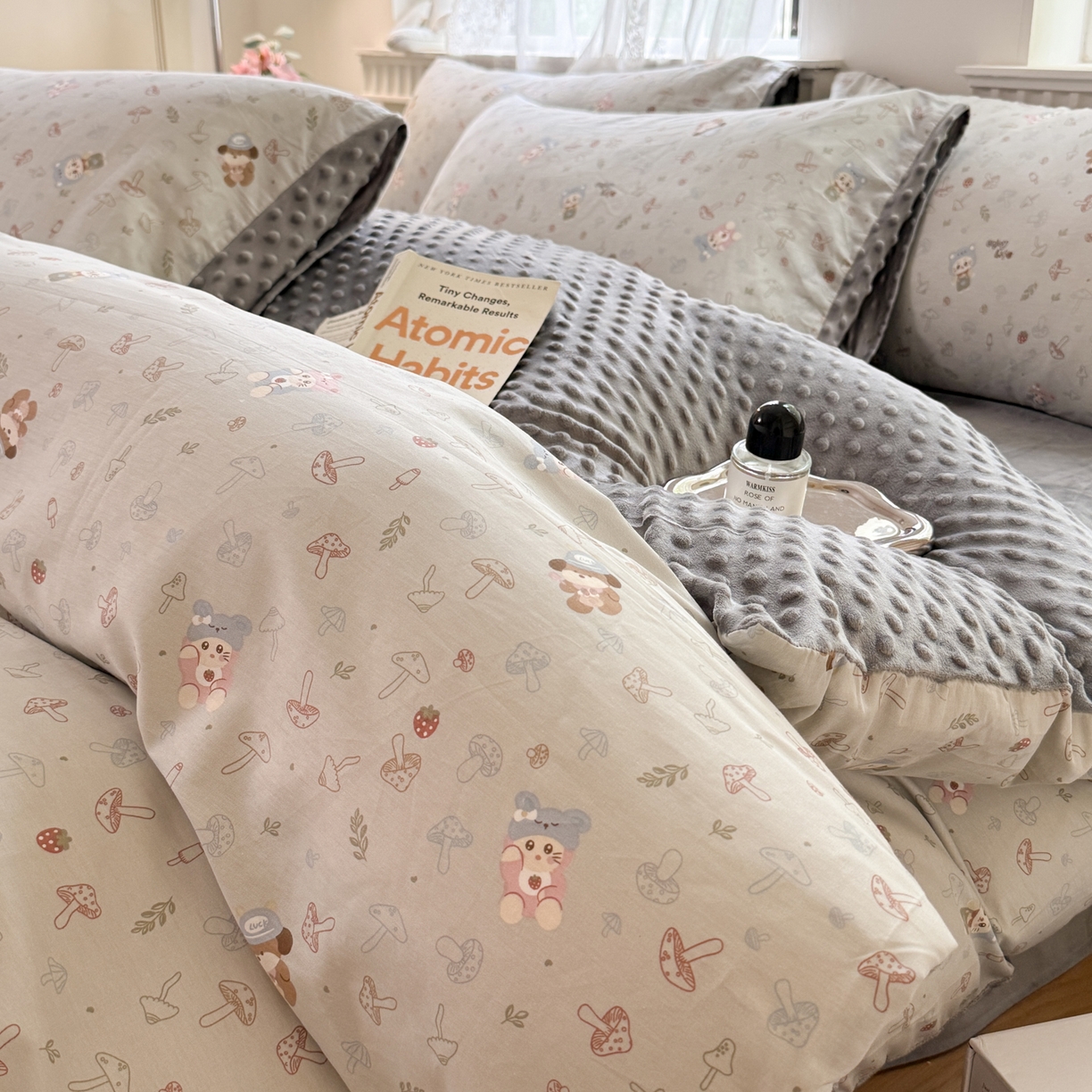 91家纺网 家纺一手货源 找家纺 雯雨家纺 2025新款ab版全棉豆豆绒婴儿绒牛奶绒单被套被罩单件 蘑菇风车