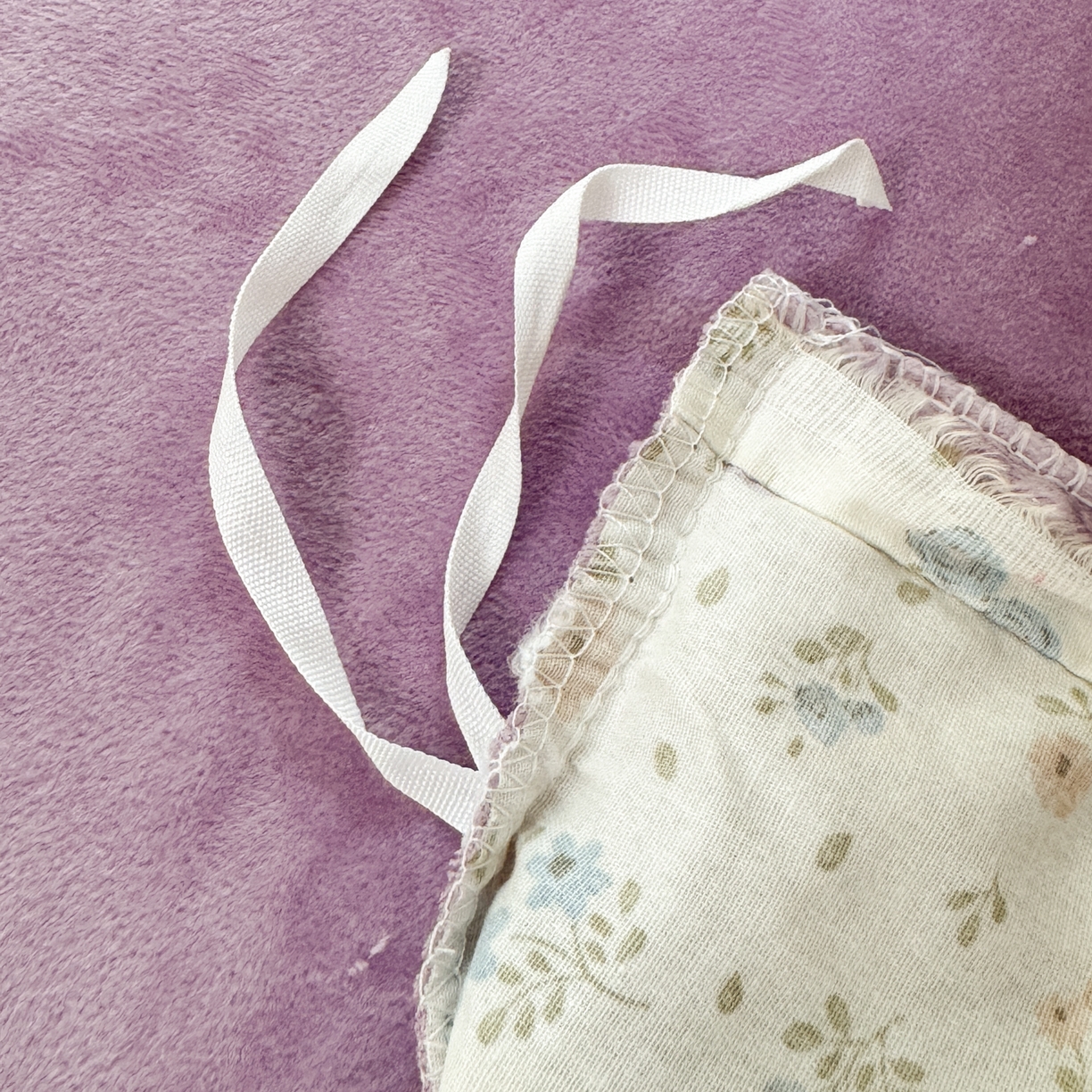 91家纺网 家纺一手货源 找家纺 雯雨家纺 2025新款ab版全棉豆豆绒婴儿绒牛奶绒单被套被罩单件 碎花兔熊