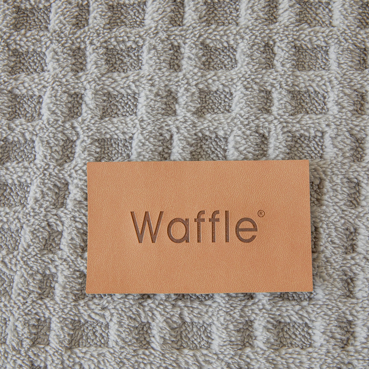 91家纺网 家纺一手货源 找家纺 美梦里 2025新款华夫格舒棉绒冬被被子被芯 舒棉绒华夫格冬被-暖灰