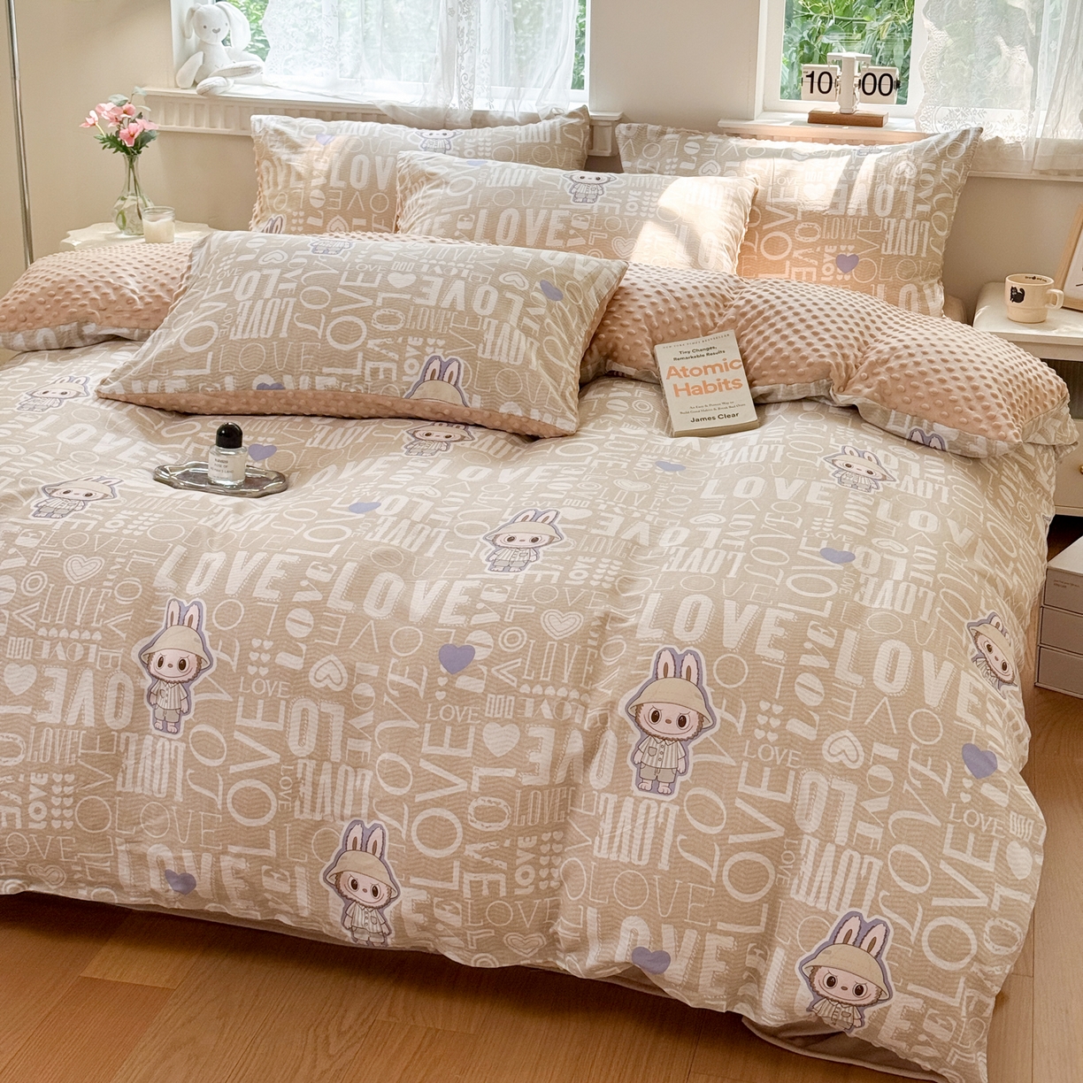 91家纺网 家纺一手货源 找家纺 雯雨家纺 2025新款ab版全棉豆豆绒婴儿绒牛奶绒四件套 拉布兔兔