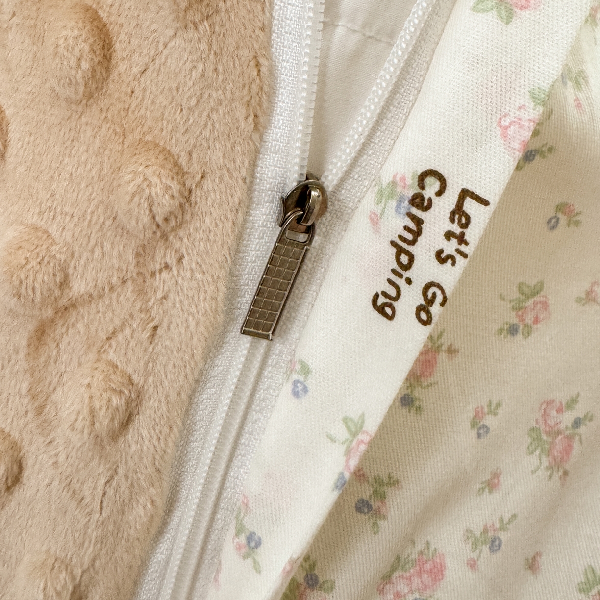 91家纺网 家纺一手货源 找家纺 雯雨家纺 2025新款ab版全棉豆豆绒婴儿绒牛奶绒四件套 棉花学院-米