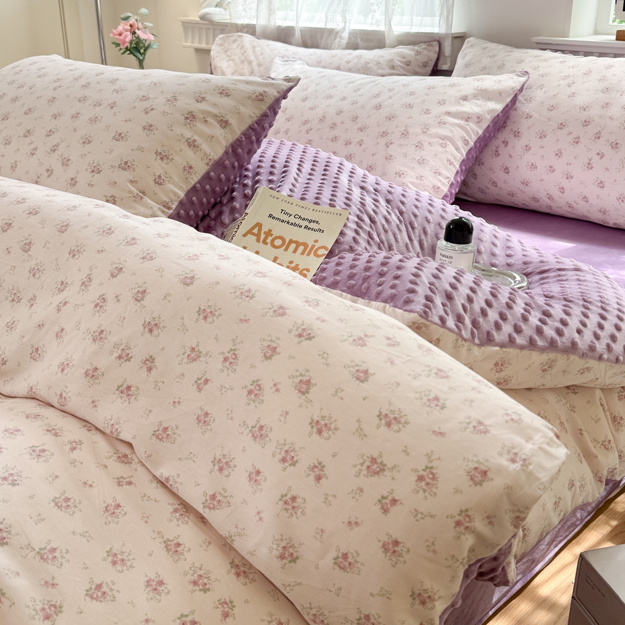 91家纺网 家纺一手货源 找家纺 雯雨家纺 2025新款ab版全棉豆豆绒婴儿绒牛奶绒四件套 疏影梦境-粉