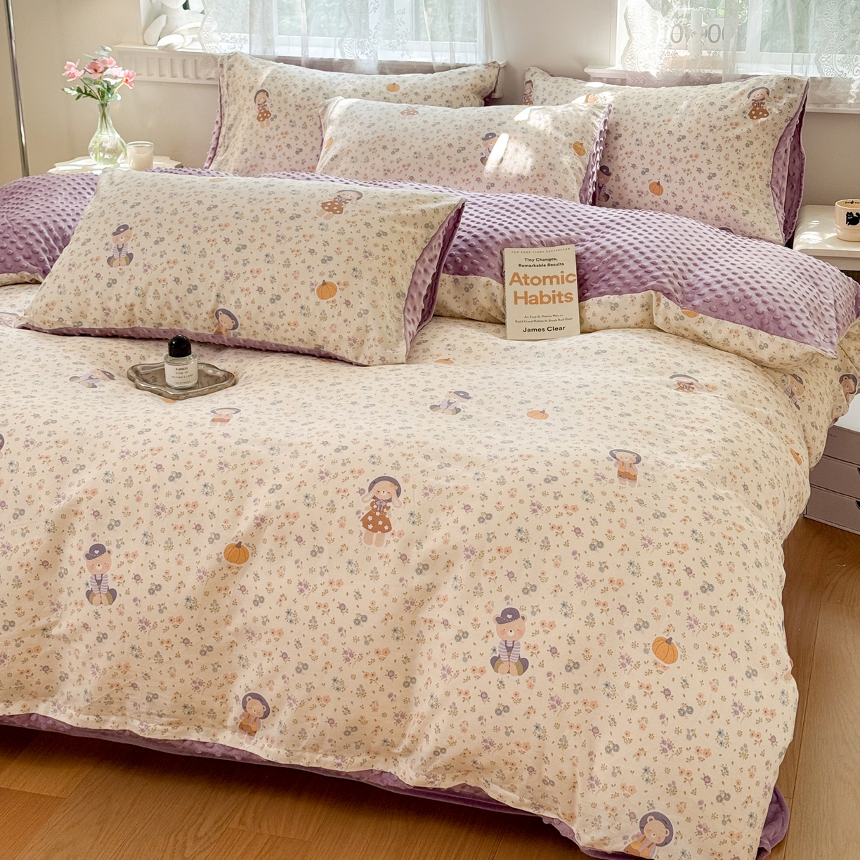 91家纺网 家纺一手货源 找家纺 雯雨家纺 2025新款ab版全棉豆豆绒婴儿绒牛奶绒四件套 碎花兔熊