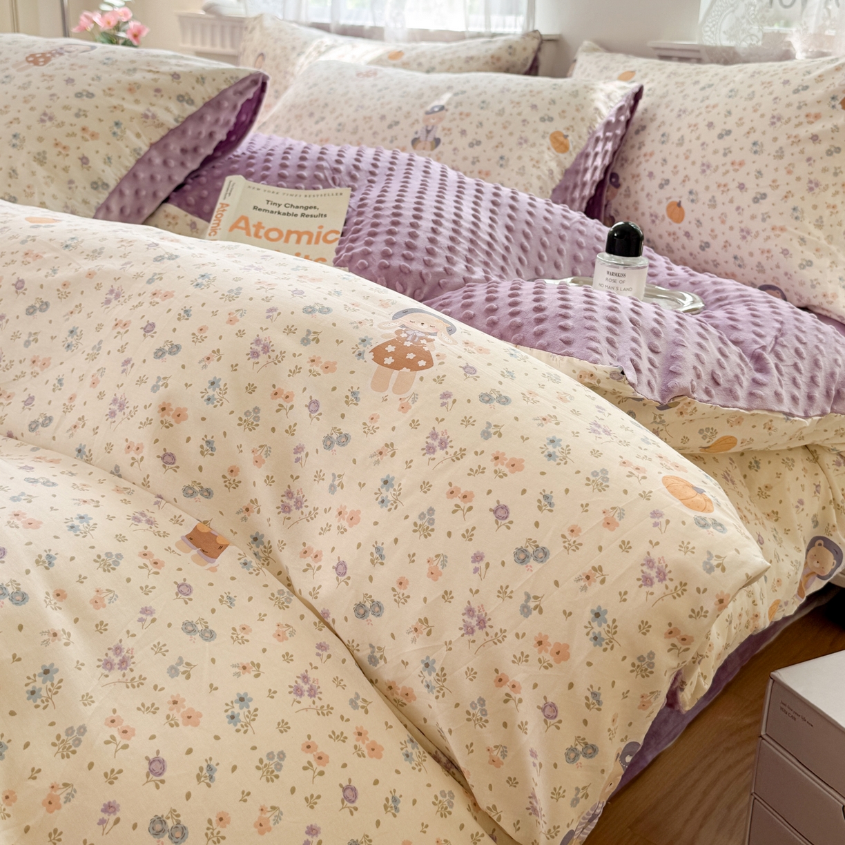 91家纺网 家纺一手货源 找家纺 雯雨家纺 2025新款ab版全棉豆豆绒婴儿绒牛奶绒四件套 碎花兔熊