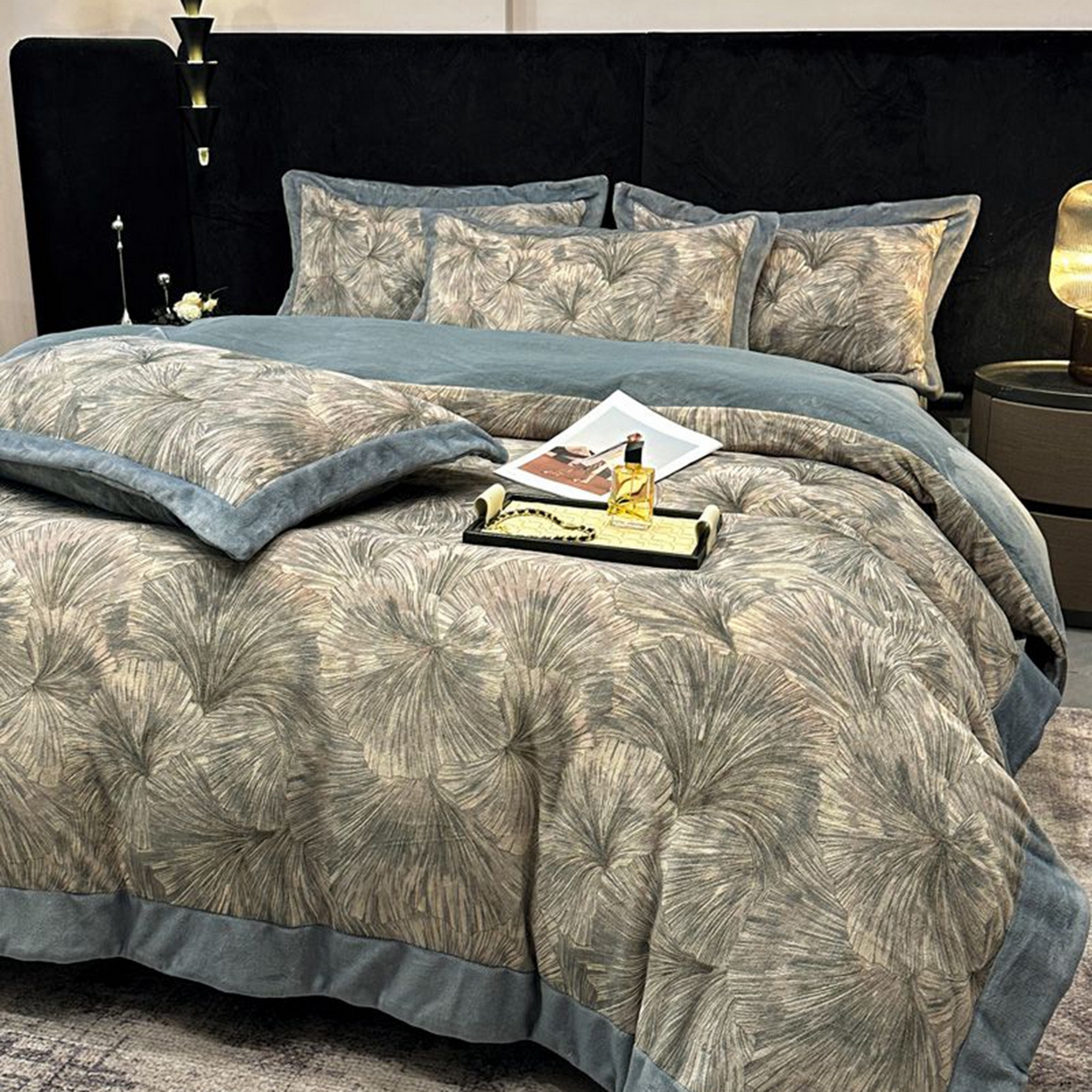 91家纺网 家纺一手货源 找家纺 （总）诺梵家纺 2025新款数码印花牛奶绒四件套（控价：159）