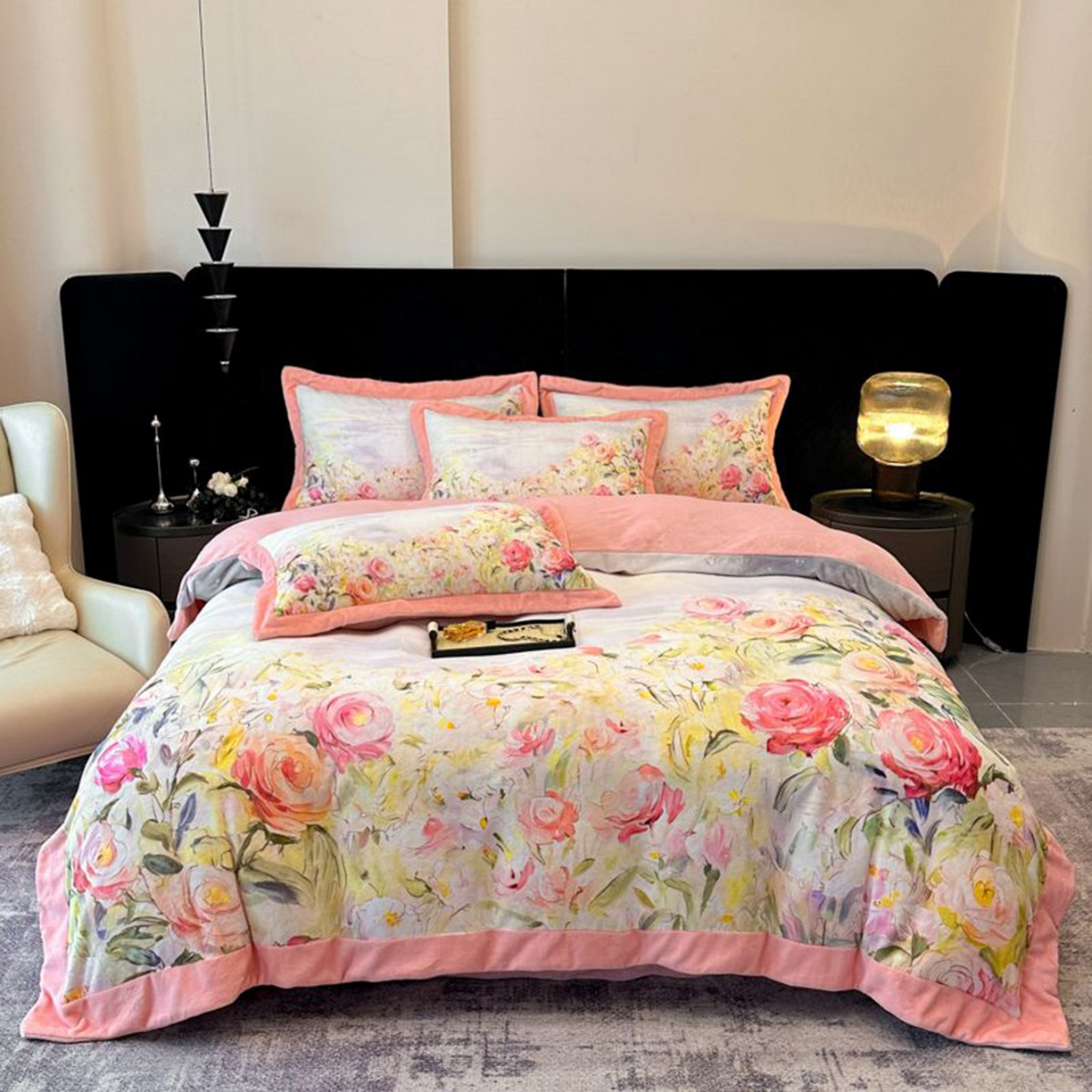 91家纺网 家纺一手货源 找家纺 诺梵家纺 2025新款数码印花牛奶绒四件套（控价：159） 花本汐