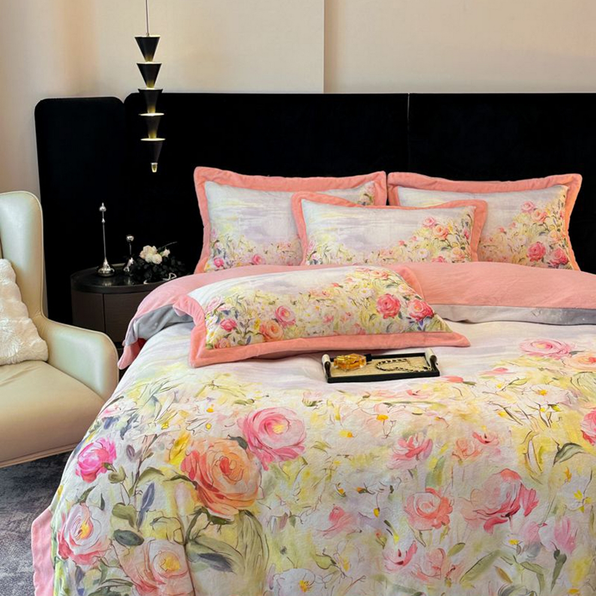 91家纺网 家纺一手货源 找家纺 诺梵家纺 2025新款数码印花牛奶绒四件套（控价：159） 花本汐