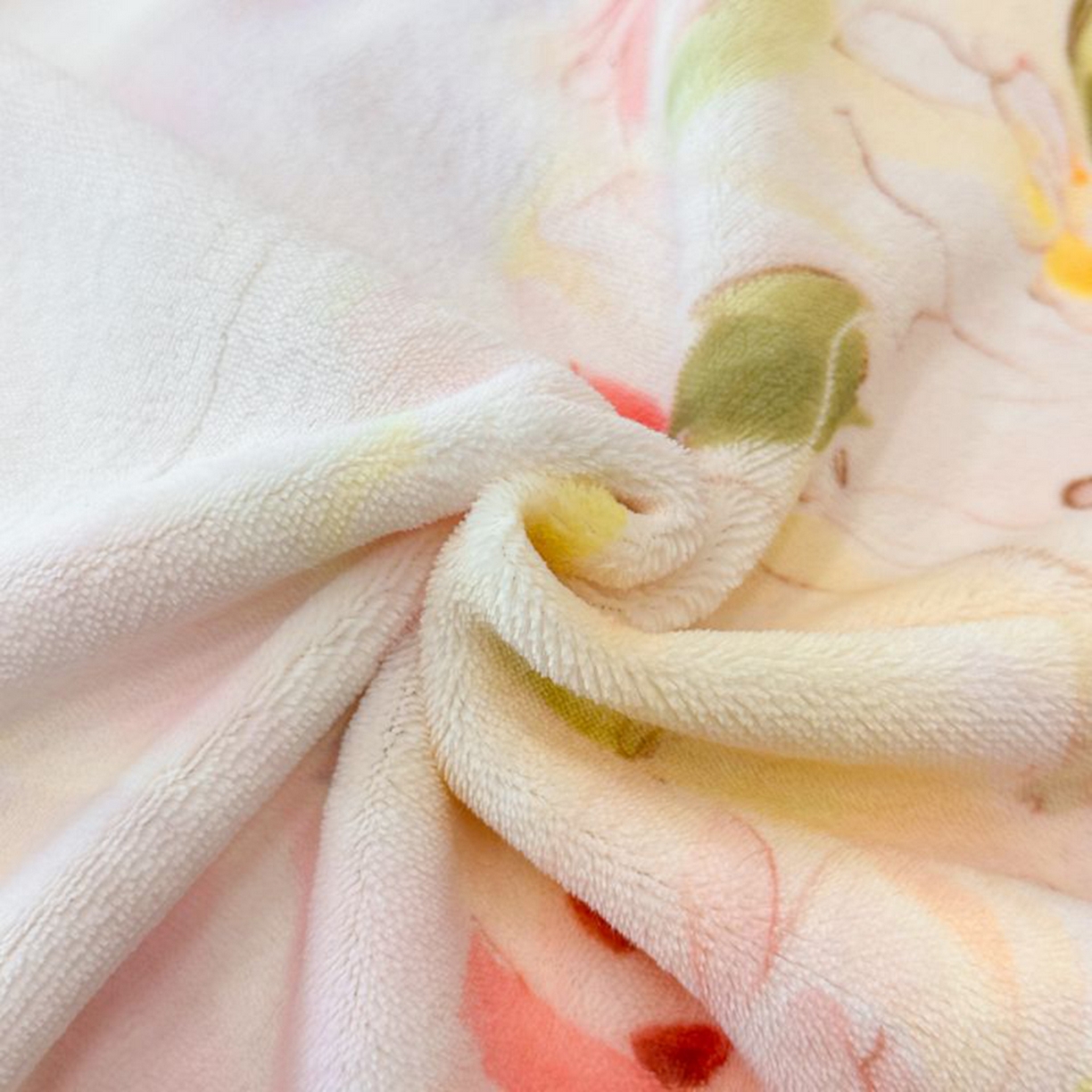 91家纺网 家纺一手货源 找家纺 诺梵家纺 2025新款数码印花牛奶绒四件套（控价：159） 花本汐