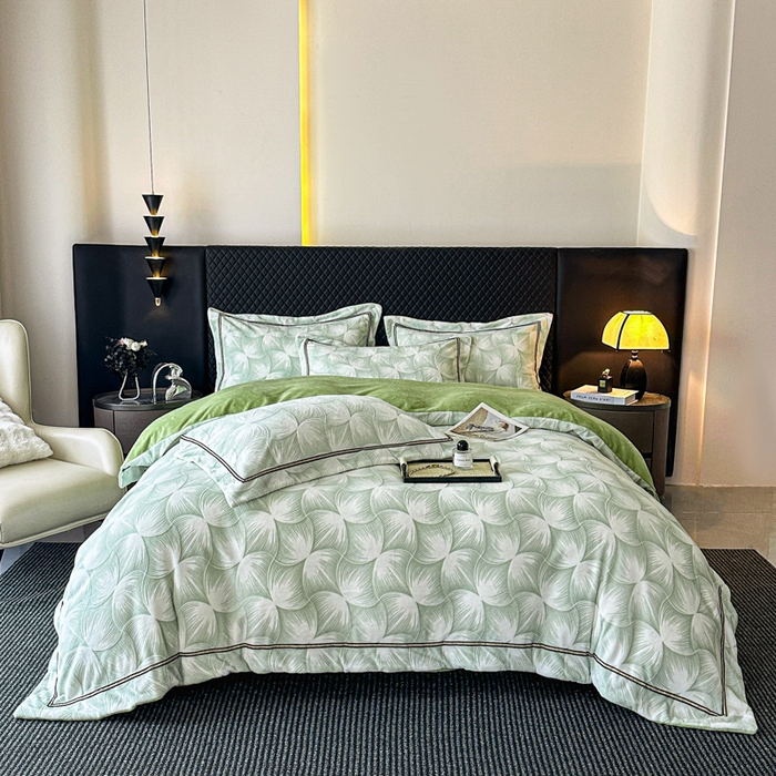 91家纺网 家纺一手货源 找家纺 诺梵家纺 2025新款8.2斤宽边织带雕花绒牛奶绒四件套 巴洛克-绿