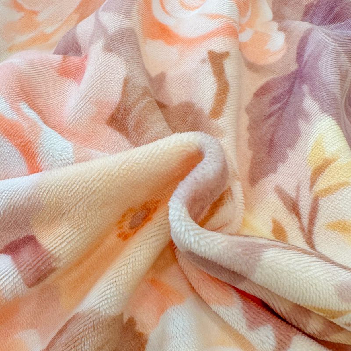 91家纺网 家纺一手货源 找家纺 诺梵家纺 2025新款数码印花牛奶绒四件套（控价：159） 玫瑰花园-粉