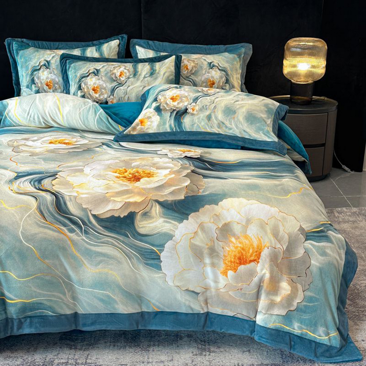 91家纺网 家纺一手货源 找家纺 诺梵家纺 2025新款数码印花牛奶绒四件套（控价：159） 听溪