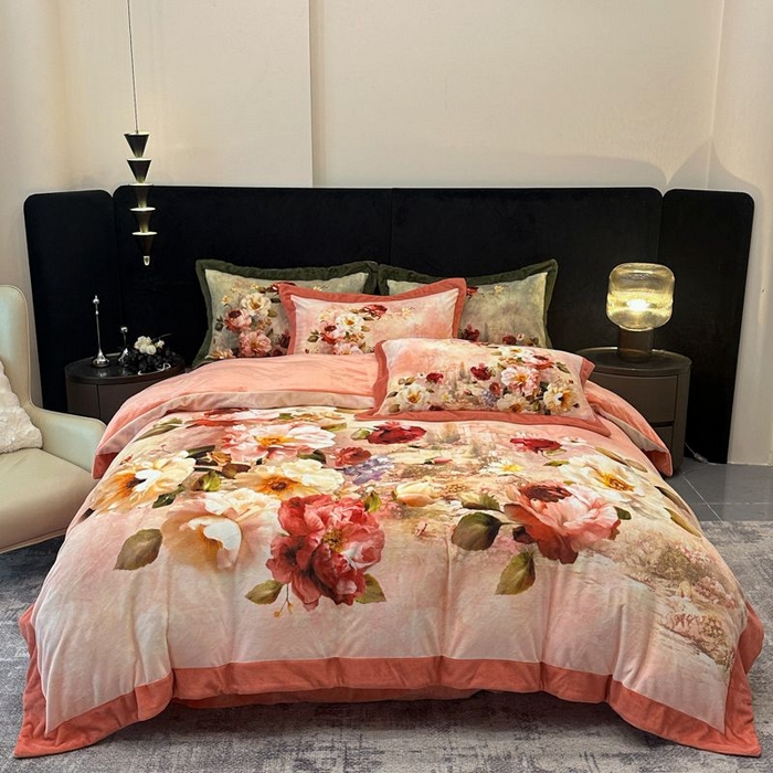 91家纺网 家纺一手货源 找家纺 诺梵家纺 2025新款数码印花牛奶绒四件套（控价：159） 伊甸园-粉