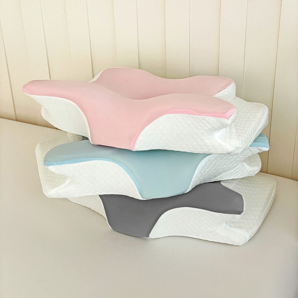 91家纺网 家纺一手货源 找家纺 （总）明果枕芯 2026新款跨境记忆棉牛角枕护颈椎碟形枕枕头枕芯62*41*10*8cm/只