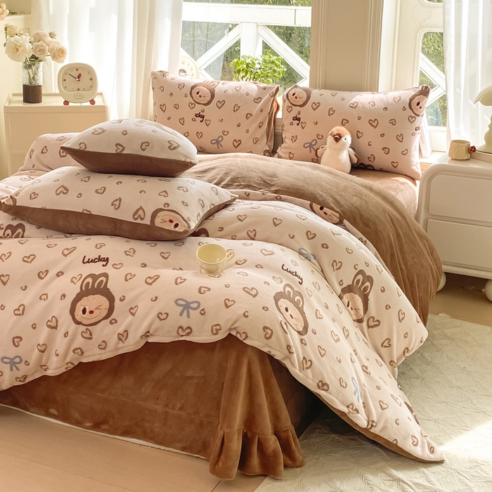 91家纺网 家纺一手货源 找家纺 元禾家纺 2025新款牛奶绒印花四件套 拉布布