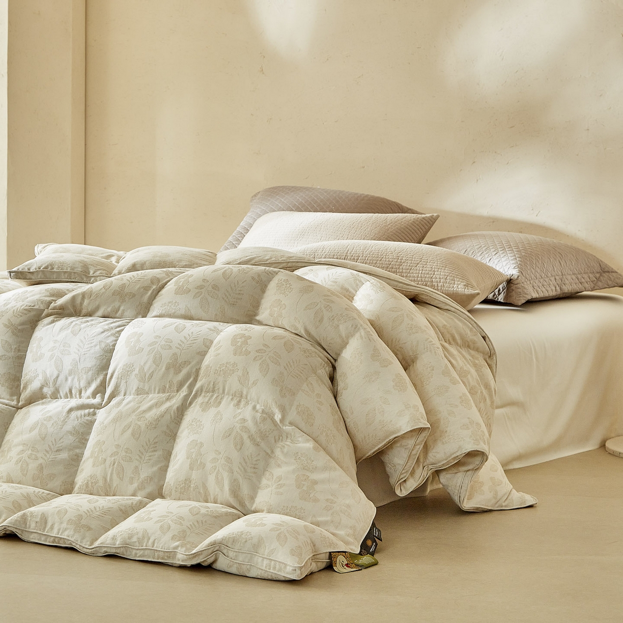 91家纺网 家纺一手货源 找家纺 （总）暖羽屋羽绒馆 2025新款95白鸭绒被芯乐町羽绒被简约双人冬被子2米春秋被加厚保暖冬被