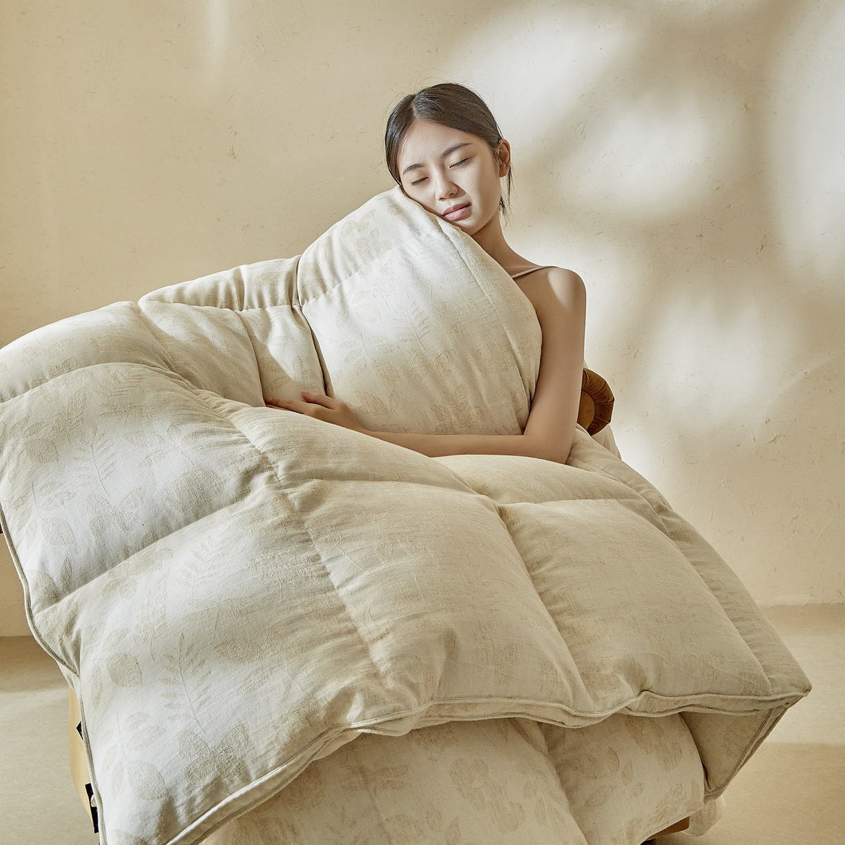 91家纺网 家纺一手货源 找家纺 （总）暖羽屋羽绒馆 2025新款95白鸭绒被芯乐町羽绒被简约双人冬被子2米春秋被加厚保暖冬被