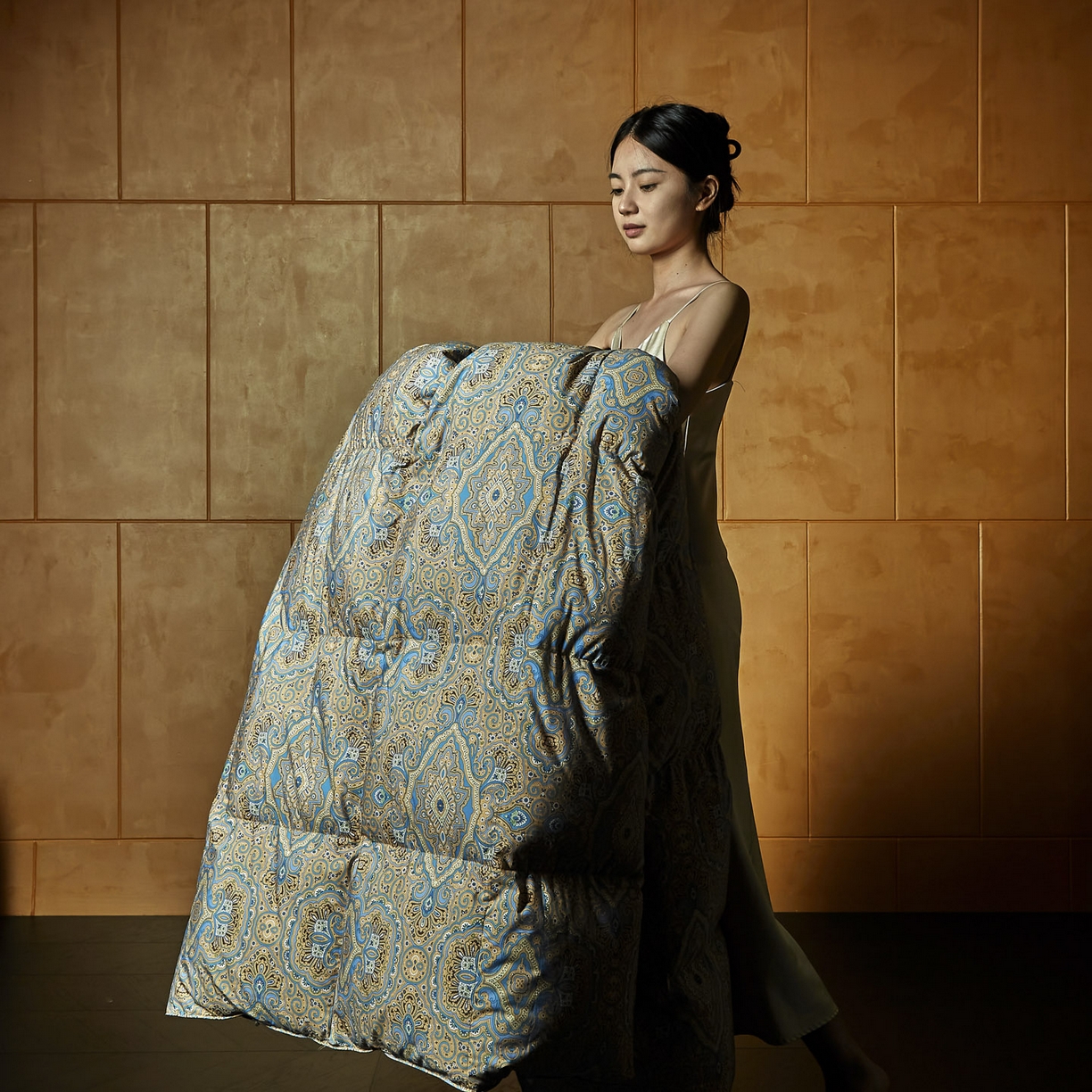 91家纺网 家纺一手货源 找家纺 暖羽屋羽绒馆 2025新款罗斯空间95白鹅绒被子95鹅绒被芯双人婚庆冬被羽绒被子被芯 罗斯空间