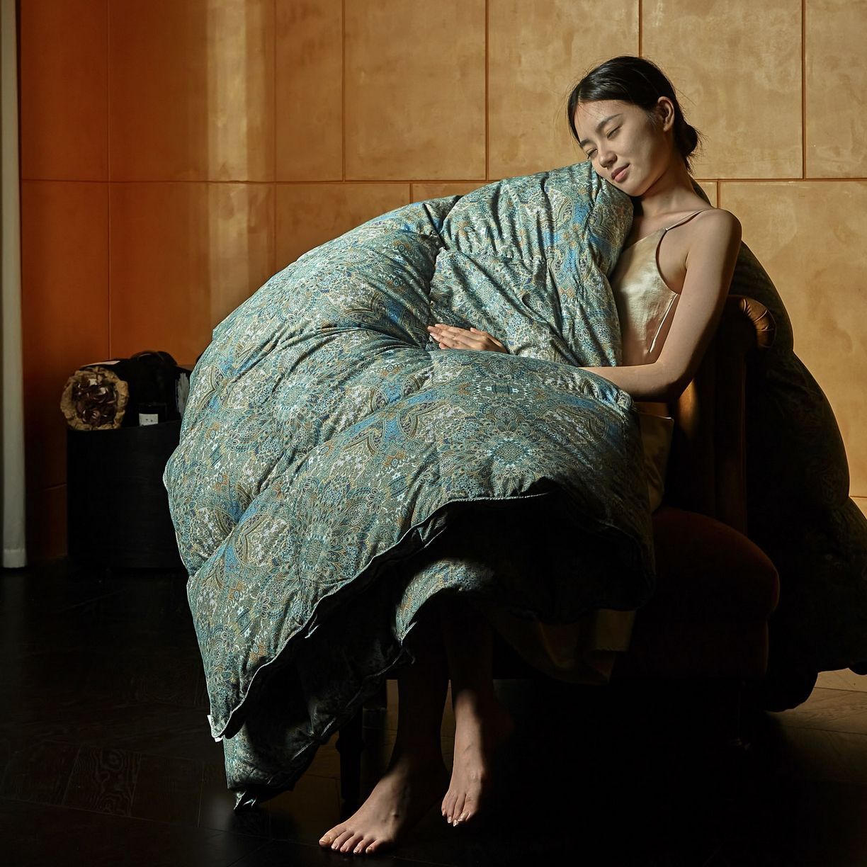 91家纺网 家纺一手货源 找家纺 暖羽屋羽绒馆 2025新款罗斯空间95白鹅绒被子95鹅绒被芯双人婚庆冬被羽绒被子被芯 烟雨青