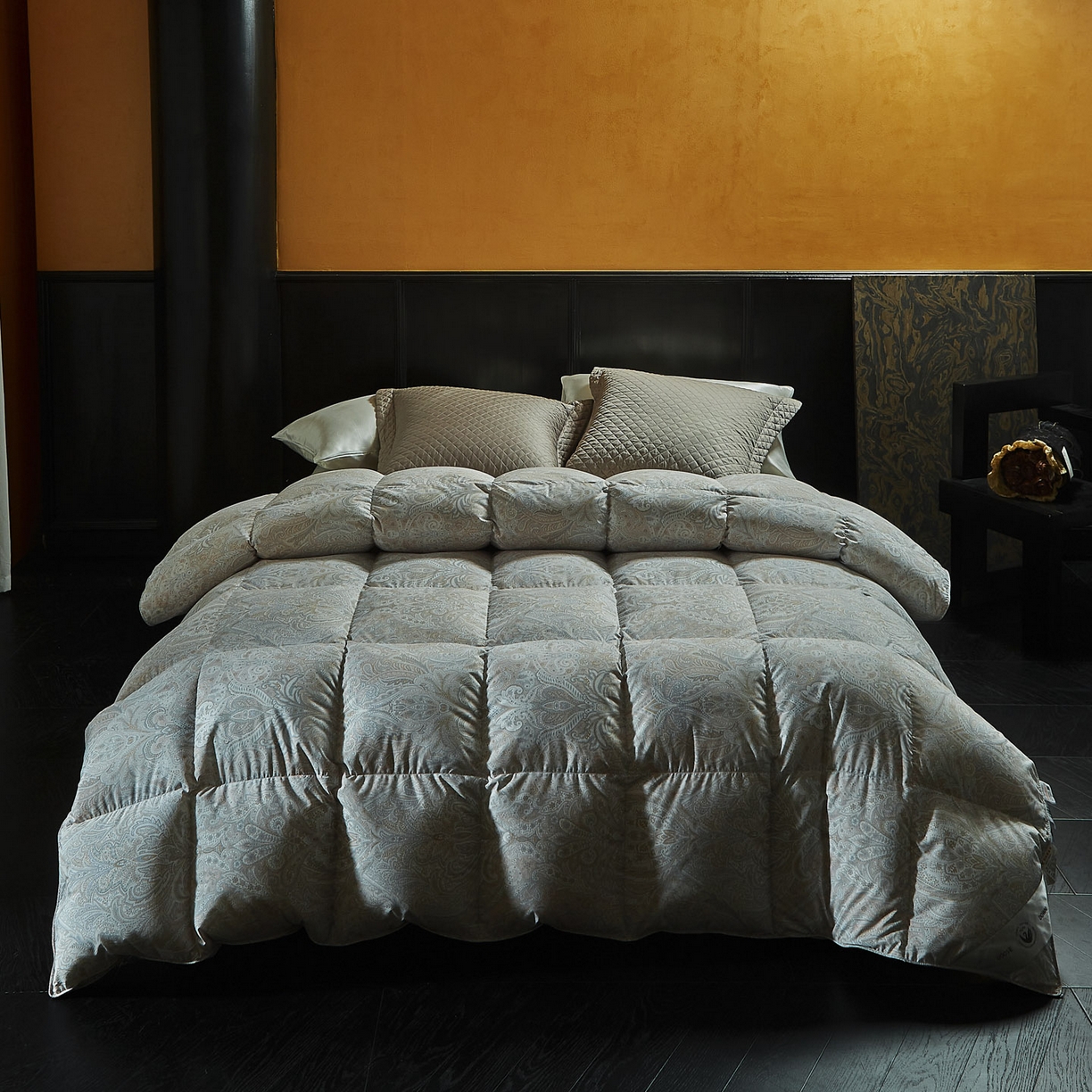 91家纺网 家纺一手货源 找家纺 暖羽屋羽绒馆 2025新款罗斯空间95白鹅绒被子95鹅绒被芯双人婚庆冬被羽绒被子被芯 梦清荷