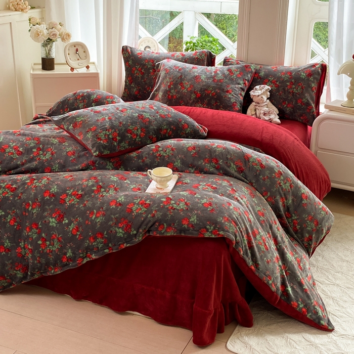 91家纺网 家纺一手货源 找家纺 元禾家纺 2025新款牛奶绒印花四件套 花妖