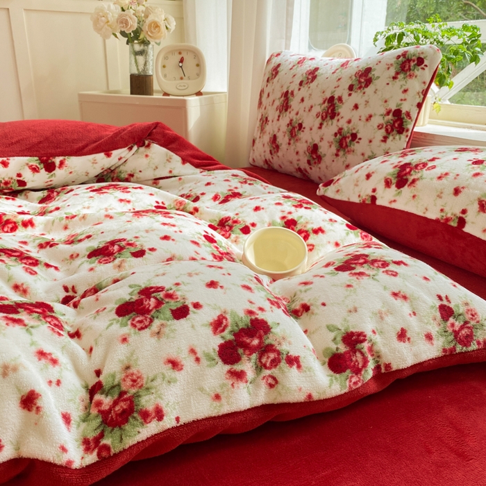 91家纺网 家纺一手货源 找家纺 元禾家纺 2025新款牛奶绒印花四件套 玫瑰物语