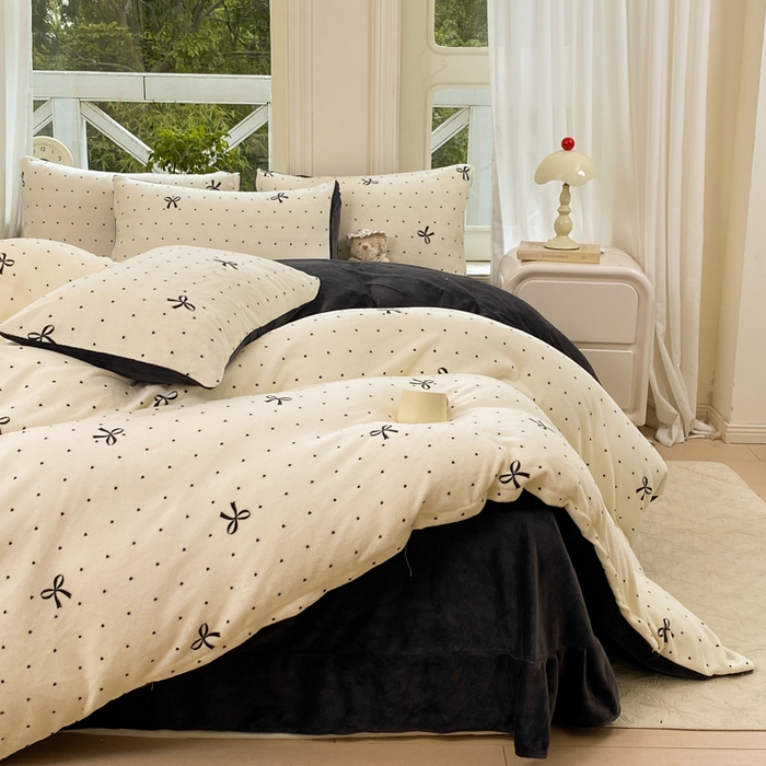 91家纺网 家纺一手货源 找家纺 元禾家纺 2025新款牛奶绒印花四件套 蝴蝶结