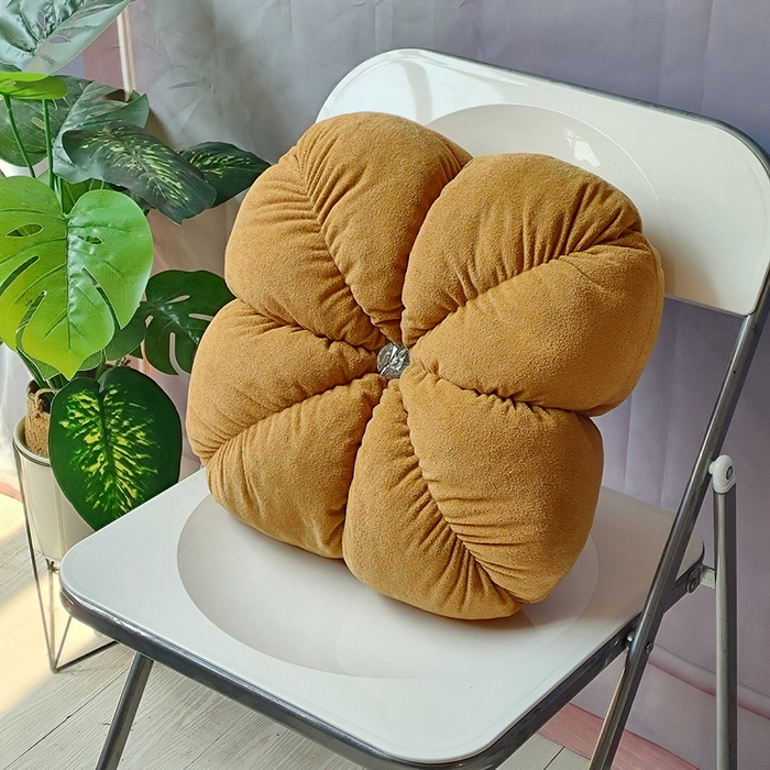 91家纺网 家纺一手货源 找家纺 （总）李帅家居 2025新款羊驼绒四叶草抱枕毛绒玩具超大号长条枕公仔可爱玩偶抱枕巨型娃娃床上女生