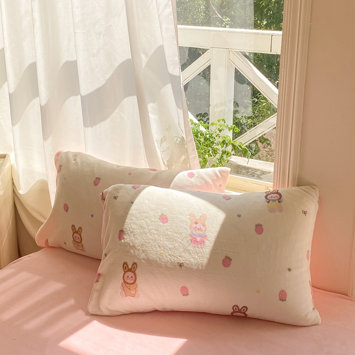 91家纺网 家纺一手货源 找家纺 元禾家纺 2025新款牛奶绒印花四件套 拉布布 粉