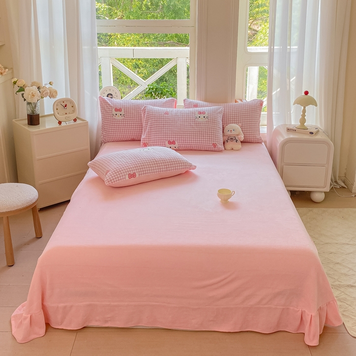 91家纺网 家纺一手货源 找家纺 元禾家纺 2025新款牛奶绒印花四件套 KT猫 粉