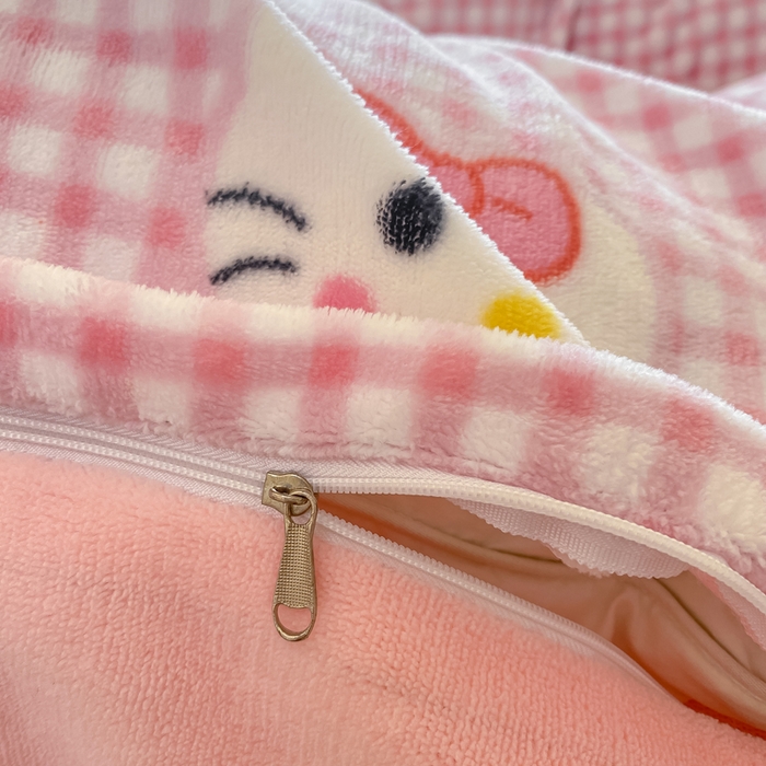 91家纺网 家纺一手货源 找家纺 元禾家纺 2025新款牛奶绒印花四件套 KT猫 粉