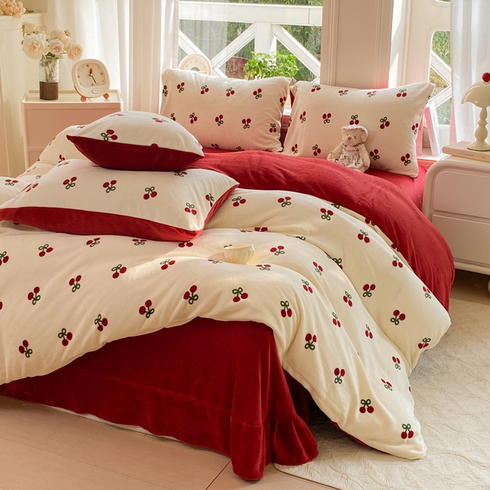 91家纺网 家纺一手货源 找家纺 元禾家纺 2025新款牛奶绒印花四件套 樱桃