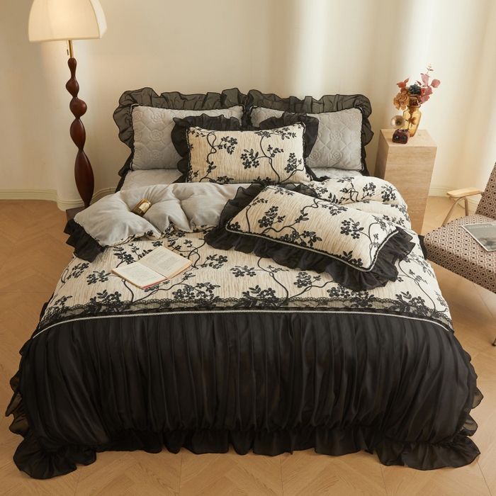 91家纺网 家纺一手货源 找家纺 罗艺轩 2025新款牛奶绒蕾丝花边单床裙 床裙单件 叶语悠然