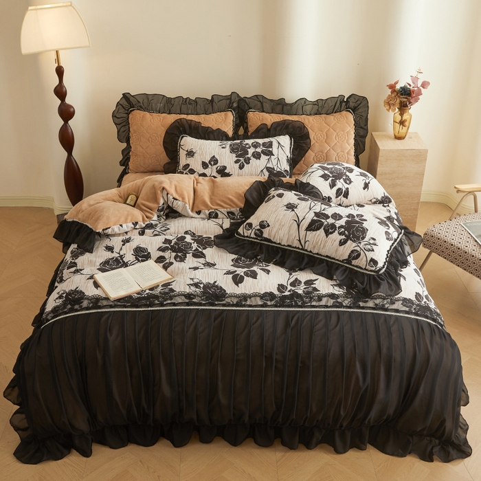 91家纺网 家纺一手货源 找家纺 罗艺轩 2025新款牛奶绒蕾丝花边单床裙 床裙单件 夜伴花香