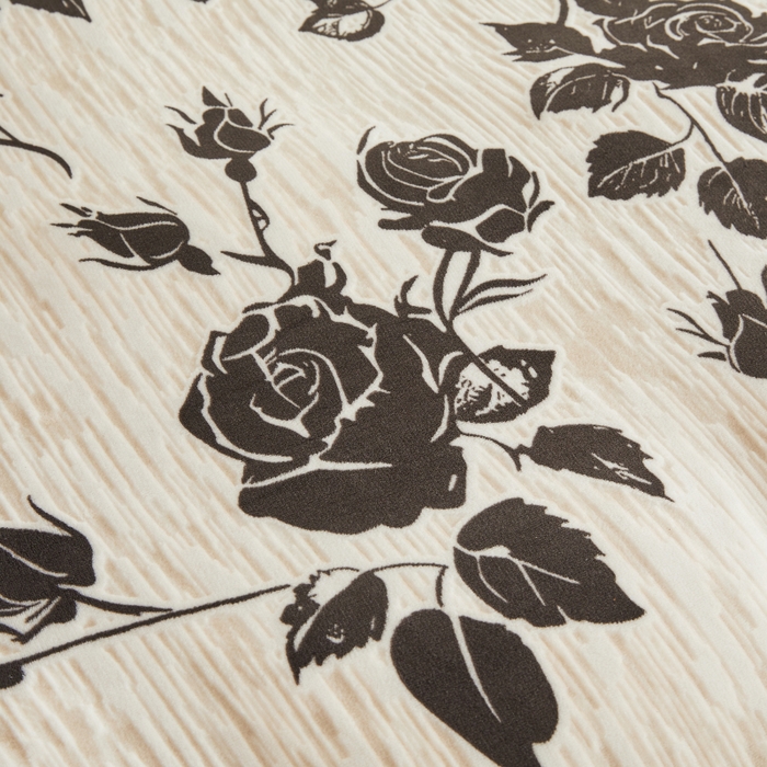 91家纺网 家纺一手货源 找家纺 罗艺轩 2025新款牛奶绒蕾丝花边单床裙 床裙单件 夜伴花香