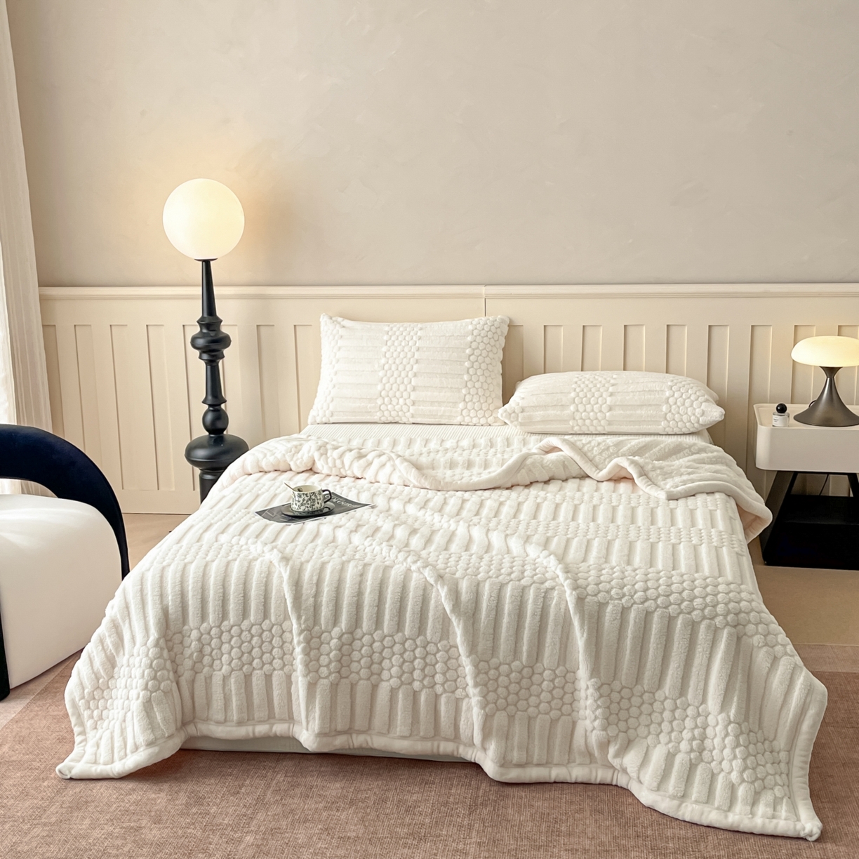 91家纺网 家纺一手货源 找家纺 （总）欧邦 2025新款A类提花云锦绒双面绒单层毯-风铃系列