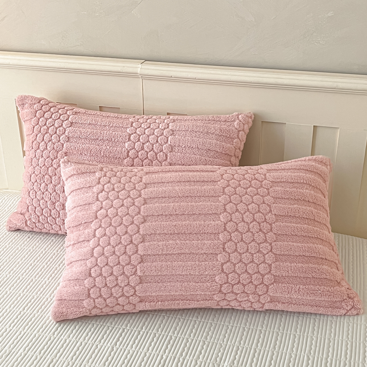 91家纺网 家纺一手货源 找家纺 欧邦 2025新款A类提花云锦绒双面绒单层毯-风铃系列 风铃-粉