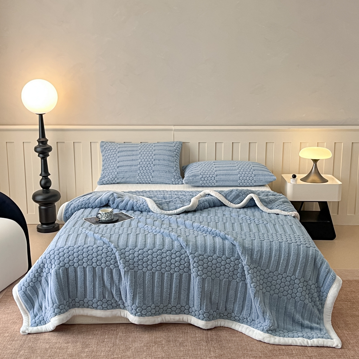 91家纺网 家纺一手货源 找家纺 欧邦 2025新款A类提花云锦绒双面绒单层毯-风铃系列 风铃-蓝