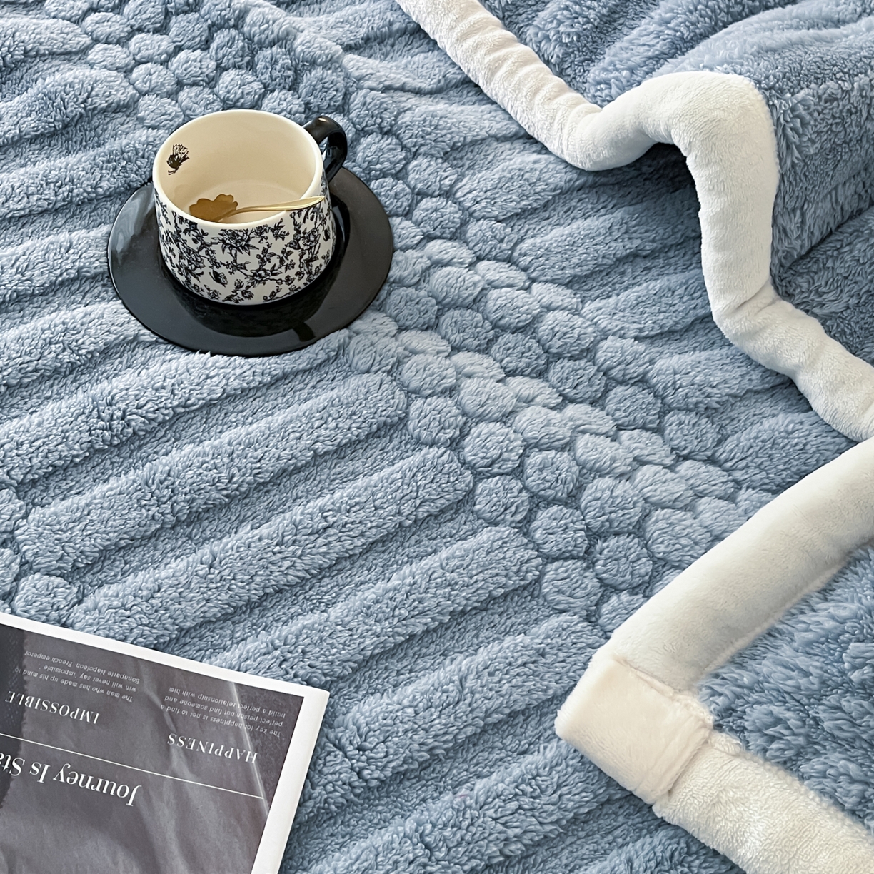 91家纺网 家纺一手货源 找家纺 欧邦 2025新款A类提花云锦绒双面绒单层毯-风铃系列 风铃-蓝