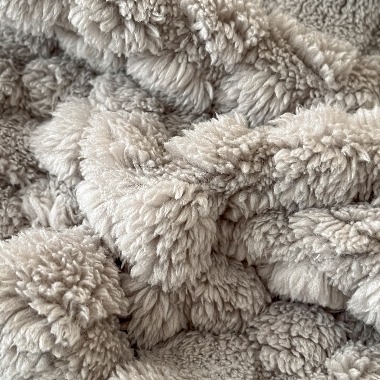 91家纺网 家纺一手货源 找家纺 欧邦 2025新款A类提花云锦绒双面绒单层毯-风铃系列 风铃-浅灰